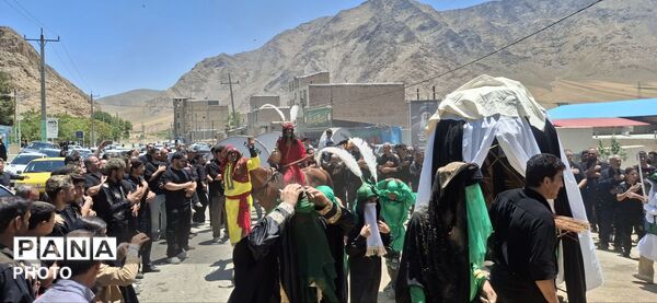 روستای ازناو غرق در ماتم عاشورای حسینی
