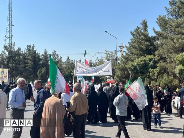 تجمع بزرگ اساتید جان فدای  دانشگاه های مشهد 