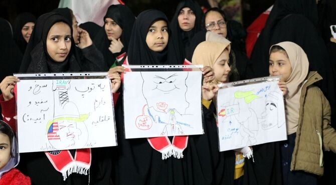 از میناب تا مشهد؛ حماسه ای از اشک و مقاومت