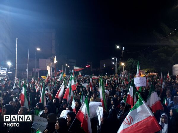 عاشقان وطن در میادین