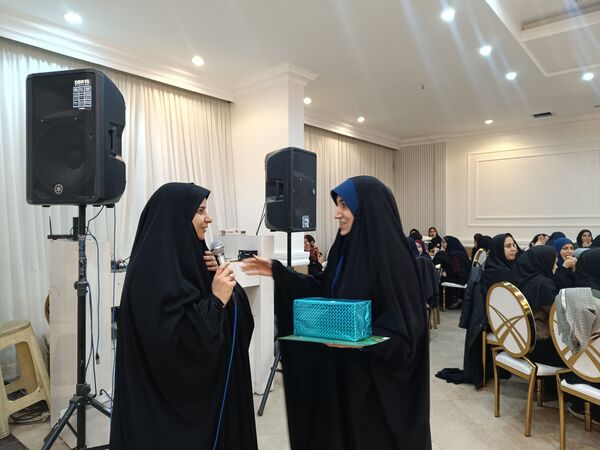 به وقت افطار همراه با دانش آموزان دبیرستان دخترانه امام حسین واحد۳ مشهد
