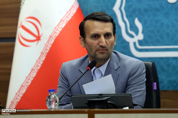اختصاص ۸ هزار میلیارد تومان برای افزایش پرداختی‌ها و مزایای فرهنگیان تا پایان سال/ فوق‌العاده ۴ میلیون تومانی برای معلمان ۴۰ هزار نقطه محروم