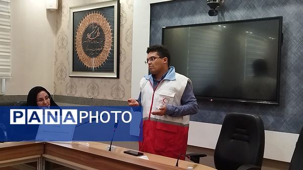 برگزاری کارگاه آموزشی کمک های اولیه در  نیشابور 