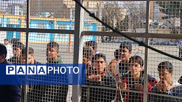 فینال مسابقات تنیس روی میز در دبیرستان شاهد ابوذر غفاری 