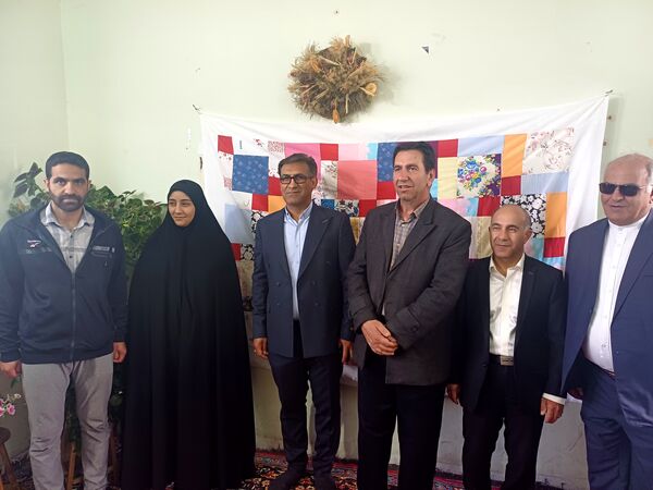 جشنواره و نمایشگاه بومی و محلی بهار در بهار روستای جندابه