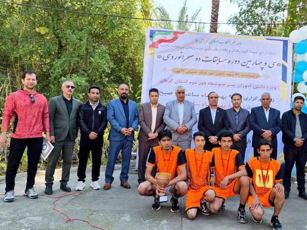 رقابت ورزشکاران دیار کریمان در مسیرهای طبیعی با میزبانی شهرستان عنبرآباد