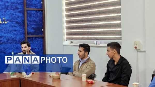 شما دانش آموزان آینده‌سازان این سرزمینید