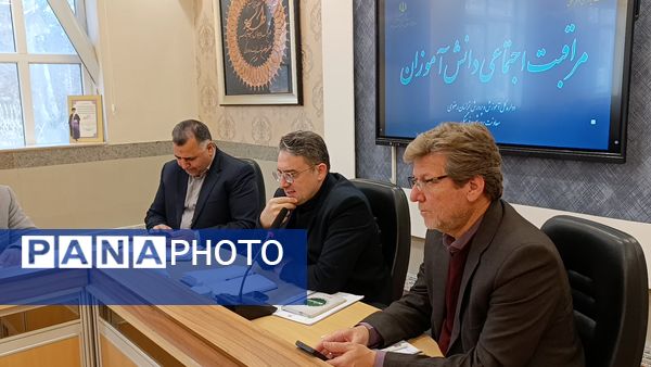 اهمیت برگزاری نماز و اجرای طرح نماد در مدارس