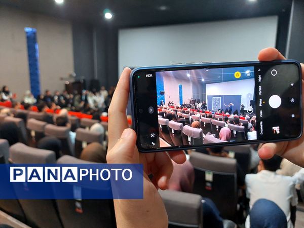 جشن امضای کتاب«ن‌ی‌س‌ت» در مشهد