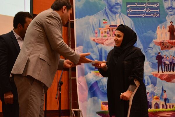 گرامیداشت هفته امور تربیتی در بهارستان‌ 2