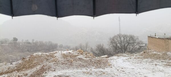 بارش برف در میانکوه 