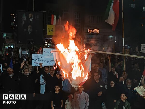 حسینیه امام خامنه ای(ره)به وسعت ایران،در شب صد و بیست و هفتم