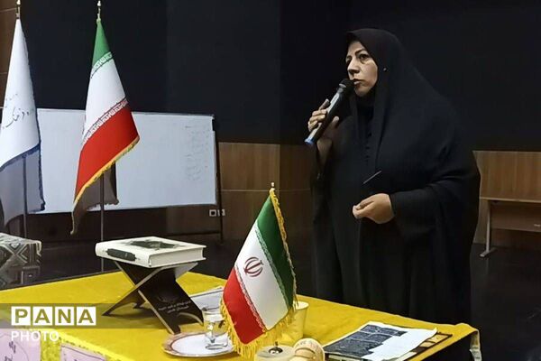 انتخابات انجمن اولیا و مربیان دبیرستان هدی در شهرستان قدس