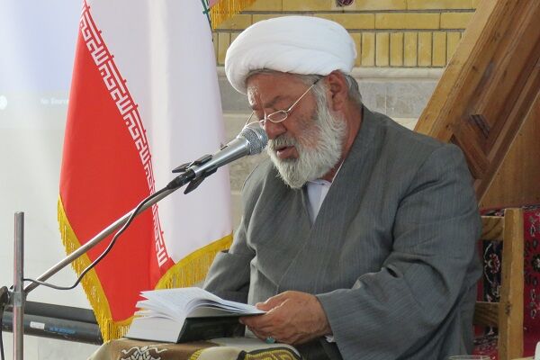 مراسم قرائت دعای عرفه در شهر درق 