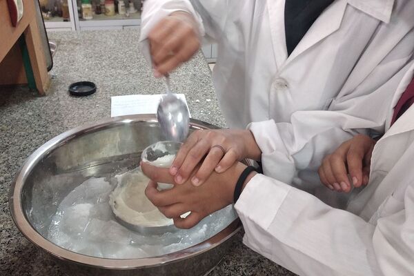 مزه شیرین علم، بستنی علمی