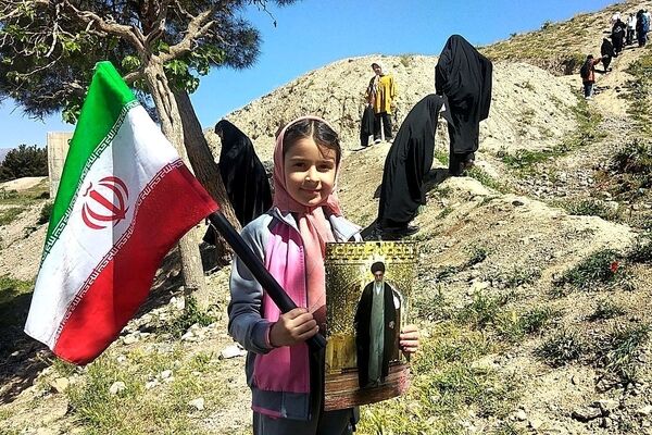 دورهمی دخترانه پاتوق زینبیون در روستای دربهشت 