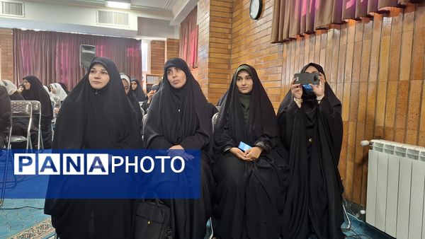 محفل «شعر فاطمی» در شهر کهک قم 