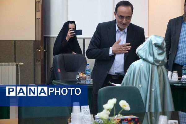 نشست‌خبری مدیرکل آموزش و پرورش استان یزد