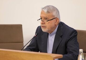 هنرمندان، میراث‌فرهنگی ایران را به زبان سینما بازآفرینی کنند