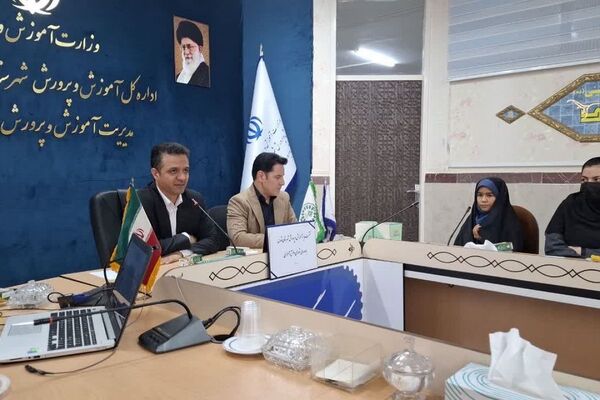 نشست مدیر آموزش و پرورش شهرستان قدس با رؤسای شورای دانش آموزی مدارس