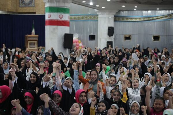 جشن دهه کرامت در مصلی باقرشهر 