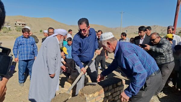 برگزاری آیین خشت گزاری طرح مدرسه اولیا 