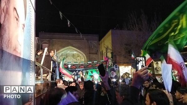 شهید هوا و فضا مهمان اجتماع مردم نیشابور شد 