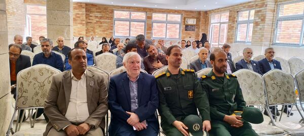 آیین افتتاحیه دبستان حضرت فاطمه زهرا (س) ناحیه۴ اصفهان 