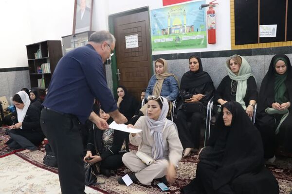 انتخابات انجمن اولیا و مربیان دبیرستان جلیل مرشدیان ناحیه ۷