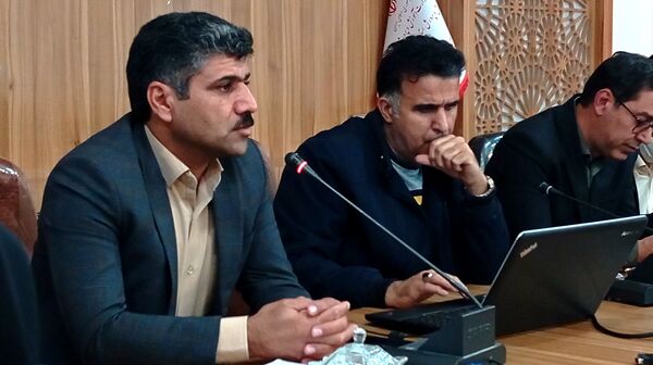 جلسه بررسی عملکرد و کیفیت آموزشی مدارس شهرستان بن با حضور مسئولان استانی