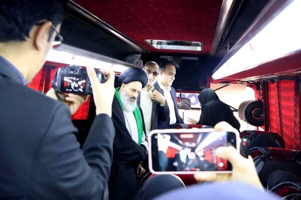 اعزام دانش‌آموزان دختر یزدی به سفر معنوی حج عمره
