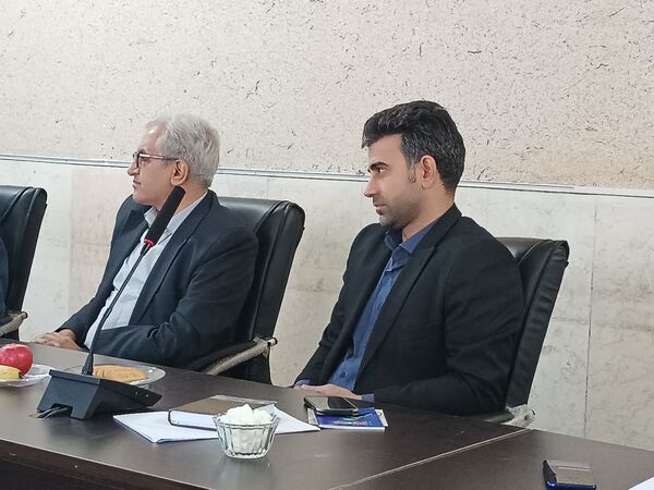 جلسه توجیهی جذب، ثبت و سازماندهی اعضاء تشکیلات سازمان دانش‌آموزی