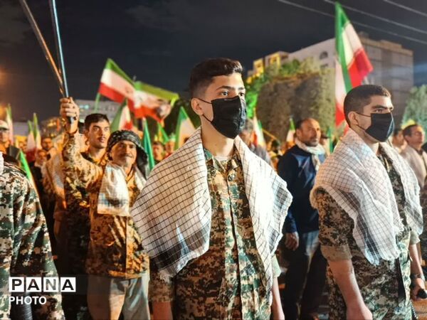 آیینه امید در اجتماعات مشهد