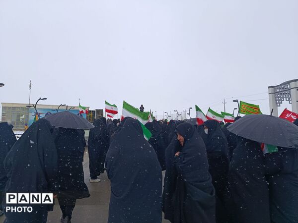 سرما جا ماند، وقتی ایمان جوشید