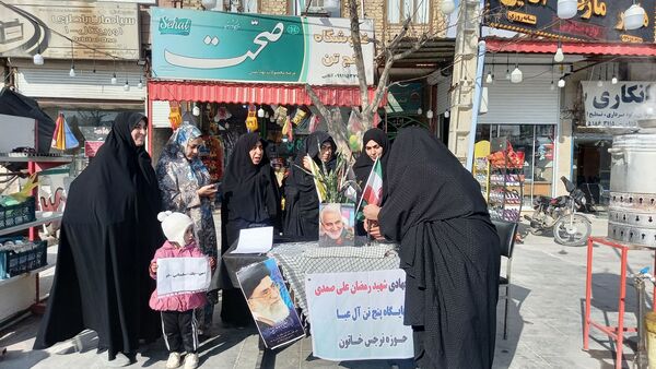 برپایی ایستگاه صلواتی به مناسبت سالگرد شهادت سردار سلیمانی در آشخانه