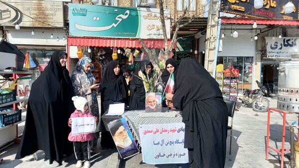برپایی ایستگاه صلواتی به مناسبت سالگرد شهادت سردار سلیمانی در آشخانه