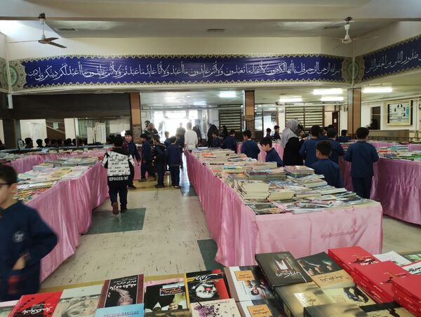 نمایشگاه کتاب کانون مهدیه همدان