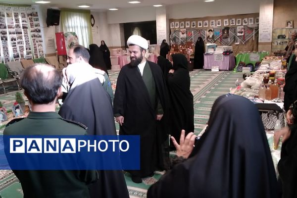 برگزاری جشنواره نمایشگاه اسوه پایگاه بسیج خواهران حضرت زینب(ع)