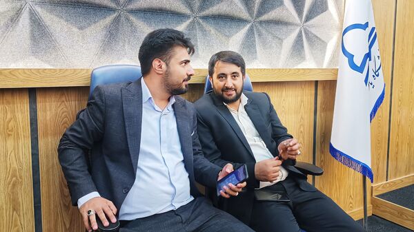 نشست خبری نماینده بویراحمد دنا و مارگون با خبرنگاران 