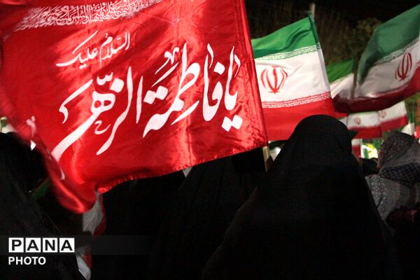 مراسم تشییع پیکر مطهر شهید محمدحسین عزیزی و مادر بزرگوارشان