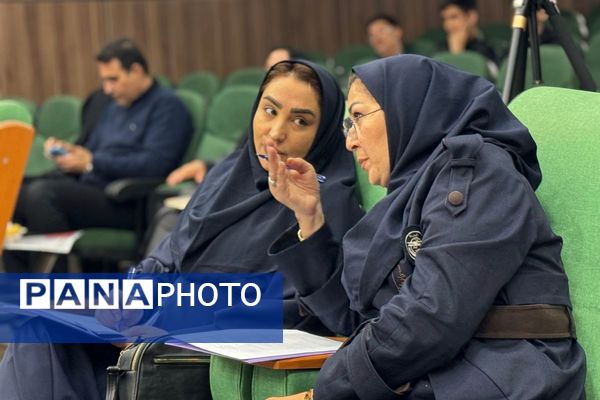 رقابت ۳۱ دانش‌آموز ممتاز همیار معلم ملاردی 