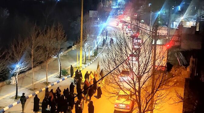 رژه خودرویی به مناسبت شهادت رهبر شهید در شهر بار نیشابور