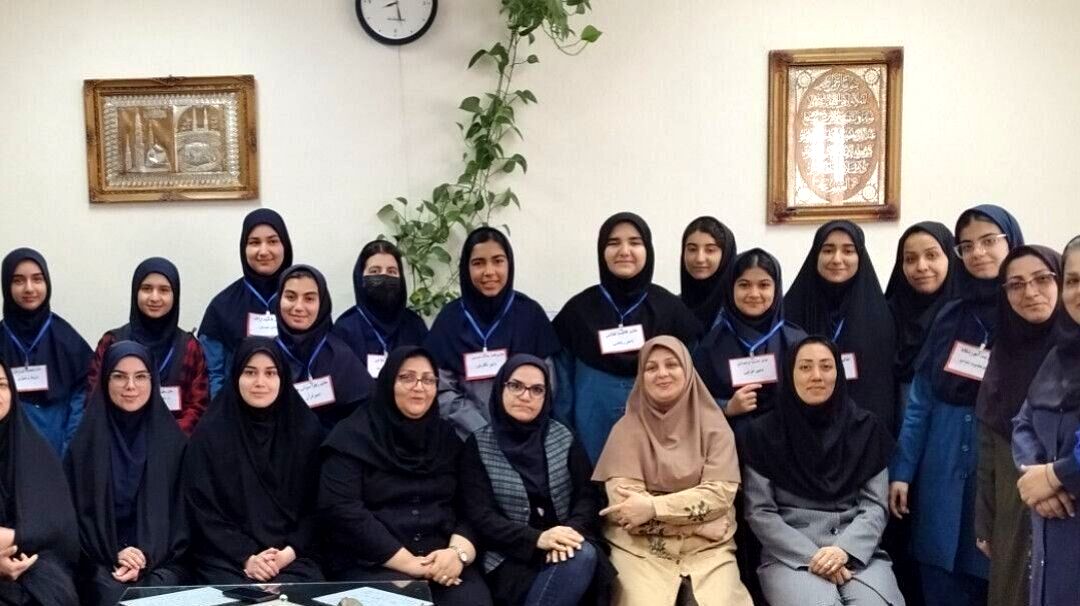 مشارکت دانش‌آموزان فومنی در طرح «مدام»