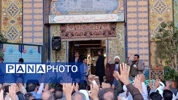 مراسم غبارروبی ضریح مطهر حضرت سلطانعلی(ع) همزمان با میلاد پیامبر(ص) و امام صادق(ع) در مشهد اردهال