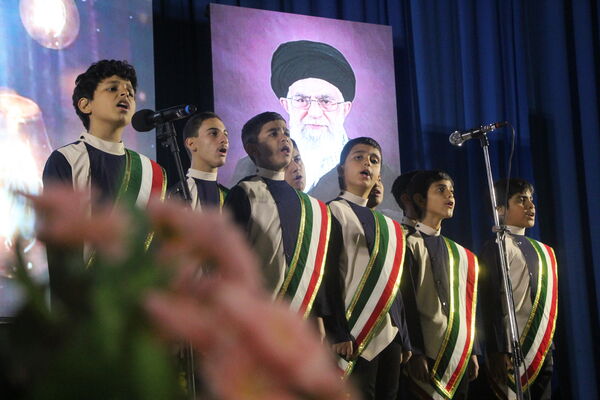 مراسم تقدیر از نخبه قرآنی دانشگاه فرهنگیان یزد 