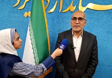 نشستی که با محوریت دانش‌آموزان در حضور مسئولان برگزار شد