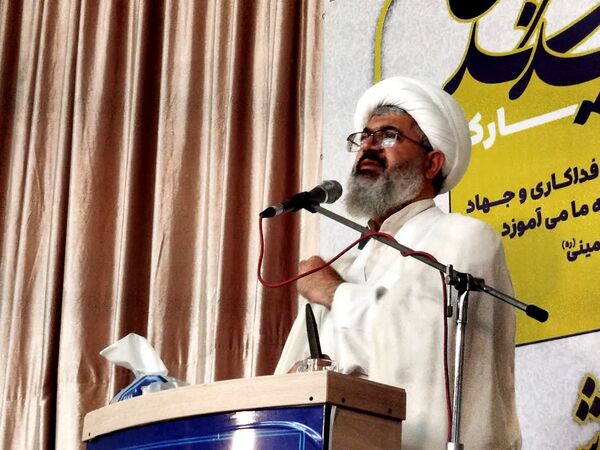 نماز باشکوه عید سعید قربان در شهرستان کاشمر 