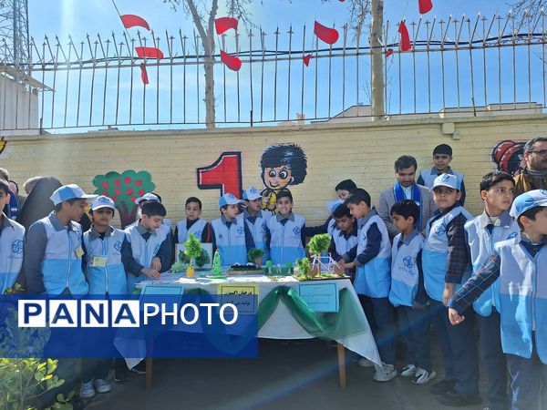 مراسم روز درختکاری در دبستان استاد شهریار 