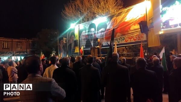 ادامه تجمعات بیعت با رهبری؛ هشتاد و پنجمین شب در نورآباد 