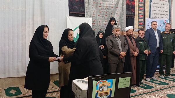 گرامیداشت ۲۸ زن شهیده در کامیاران؛ ترویج ایثار و فداکاری